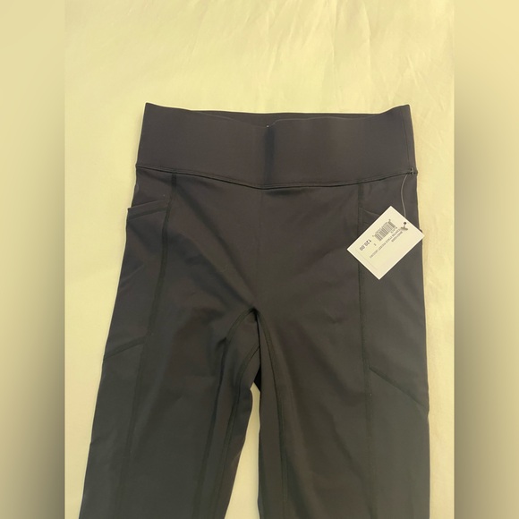 Bandier Brand New black leggings - Picture 2 of 4